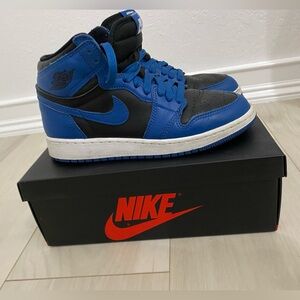 Air Jordan 1’s BLUE/BLACK Used